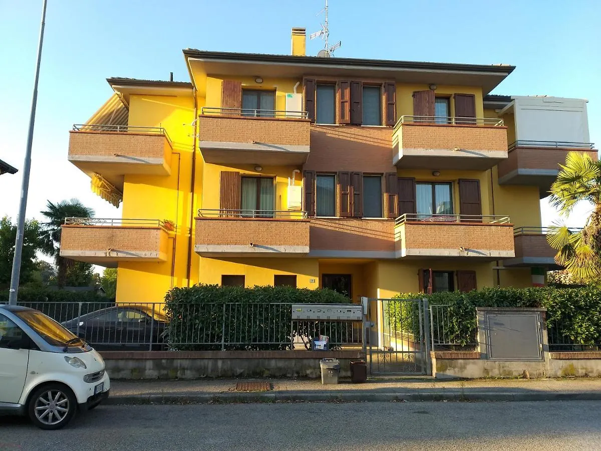 Appartamento Casa di Gabry Cento  Italia