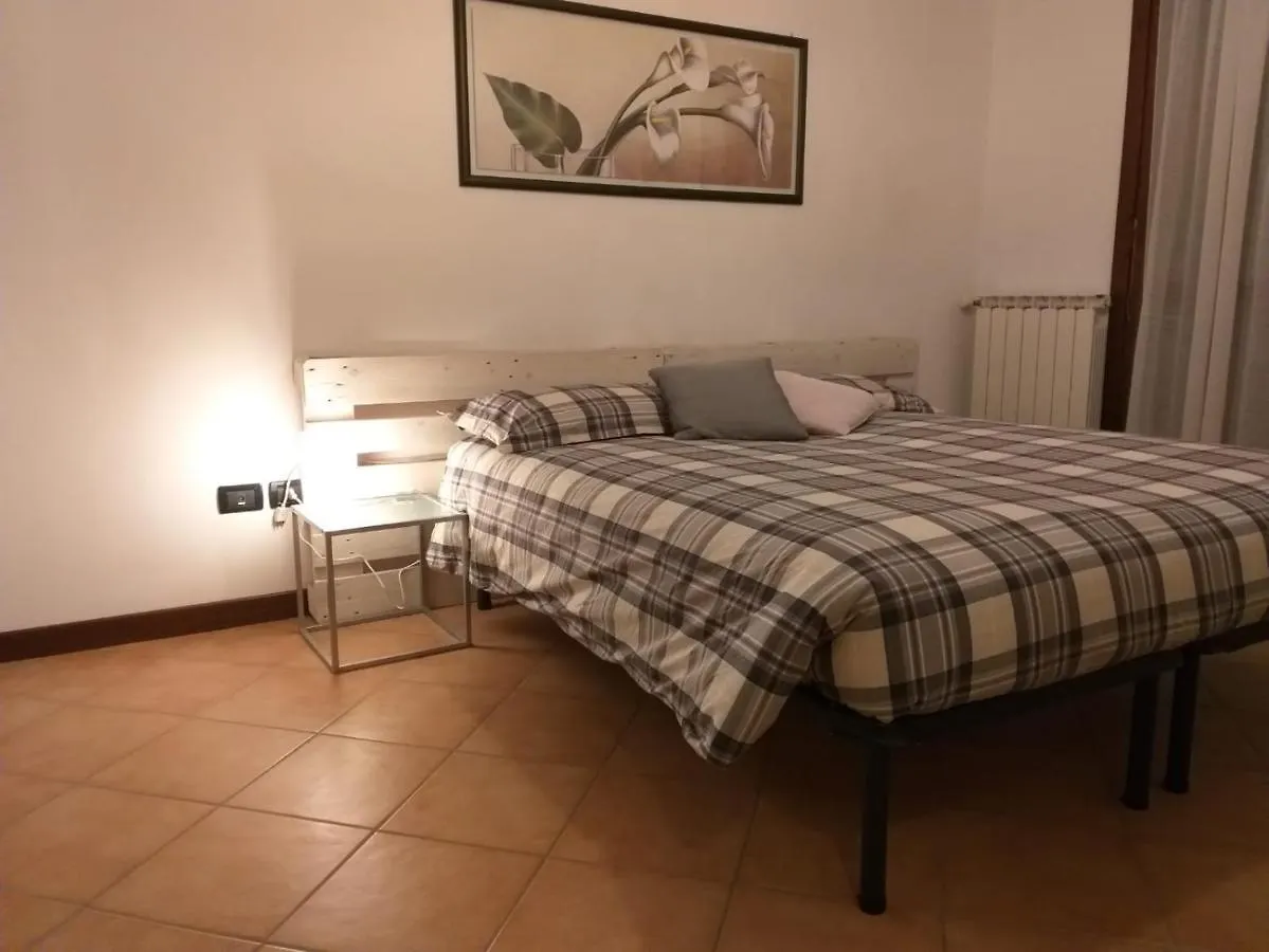 Appartamento Casa di Gabry Cento  Italia